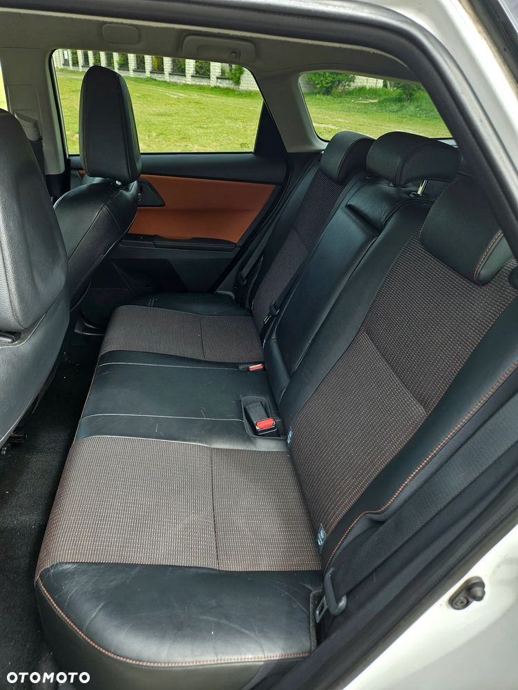 Toyota Auris 1.6 Prestige - 13