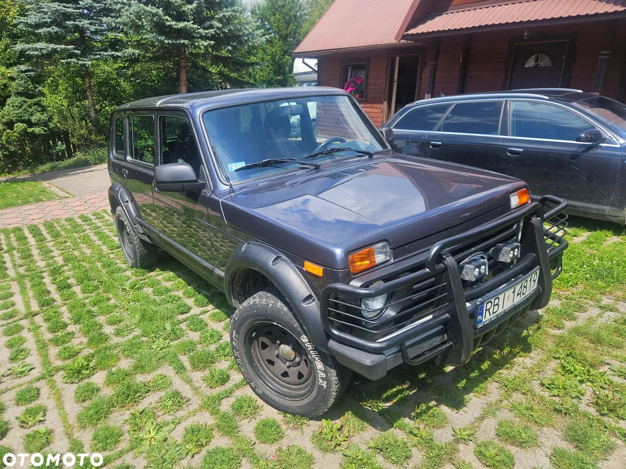 Lada Niva 1.7i - 1
