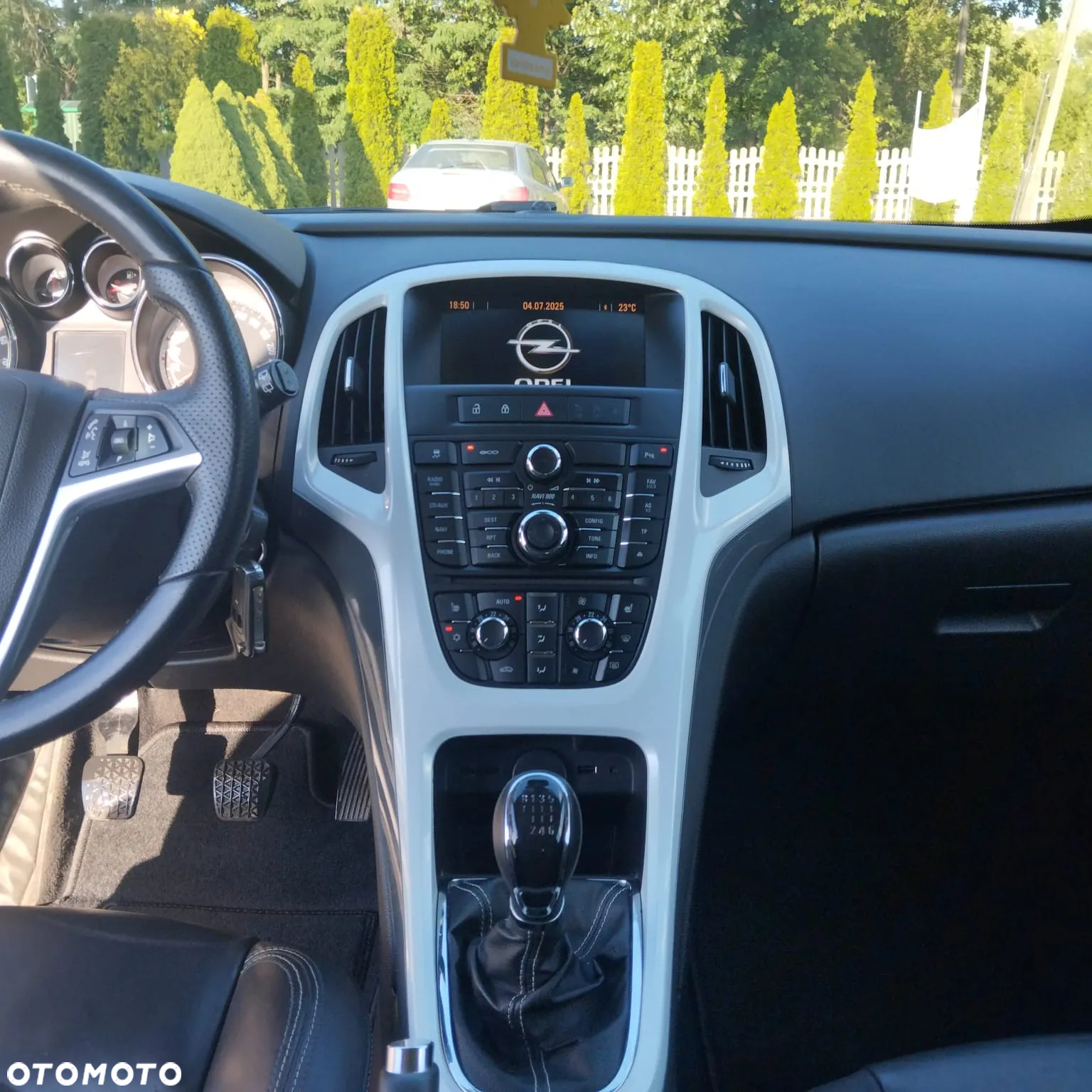Opel Astra GTC 1.4 Turbo - 15