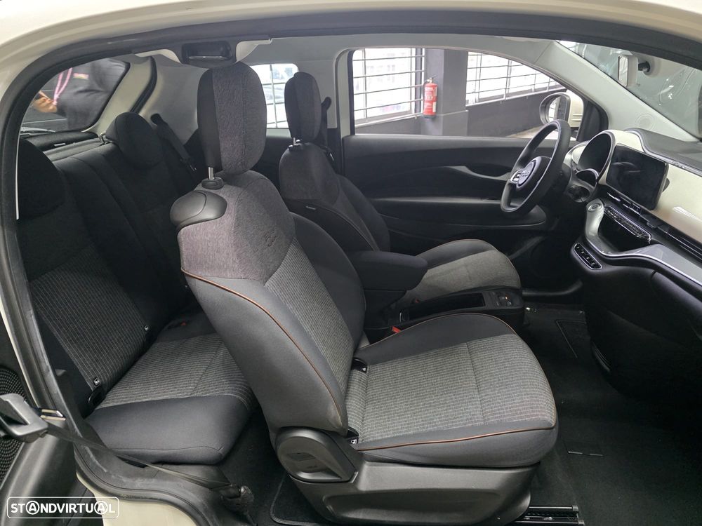 Fiat 500e 3 + 1 42 kWh Icon - 20