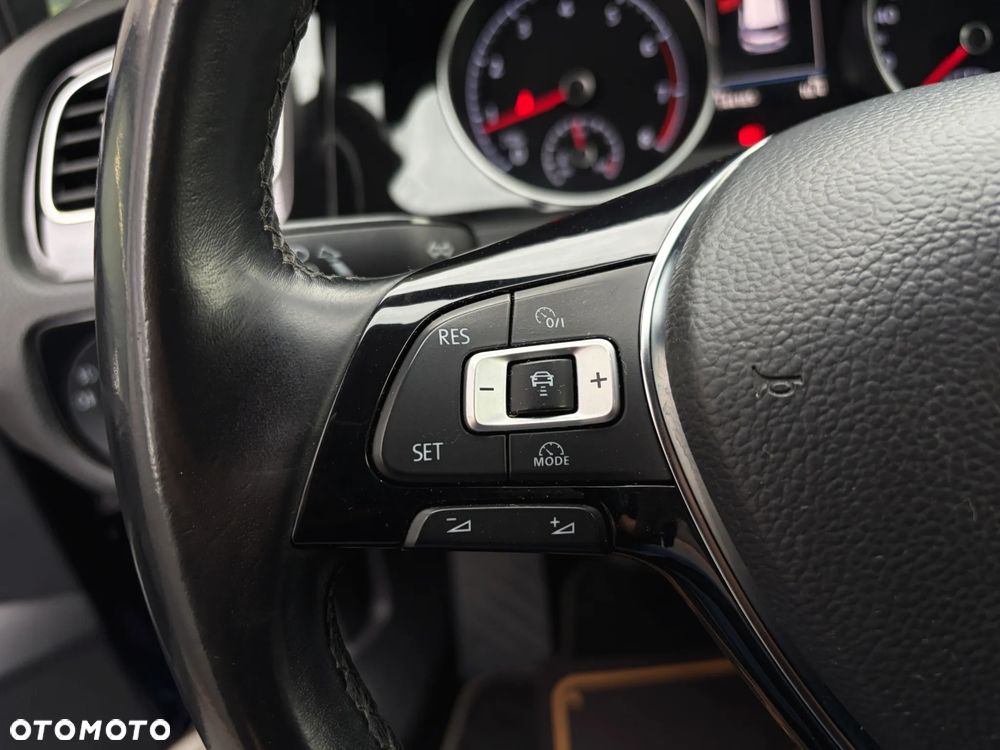 Volkswagen Golf 1.5 TSI BMT Evo Highline - 23