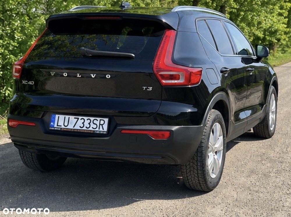 Volvo XC 40 T3 Momentum - 4