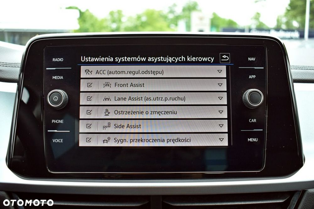 Volkswagen T-Roc 1.5 TSI Life DSG - 21