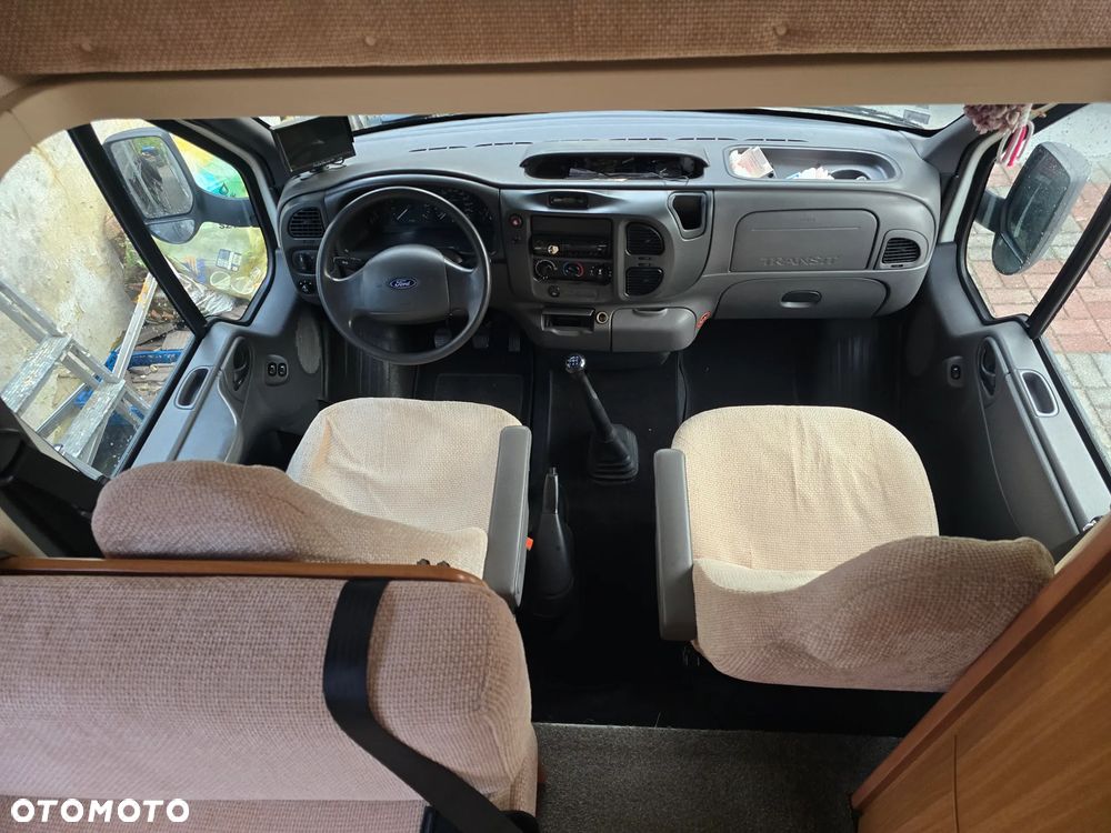 Ford Transit - 17