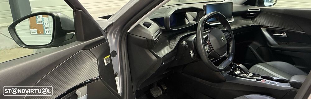 Peugeot e-2008 50 kWh Allure Pack - 11