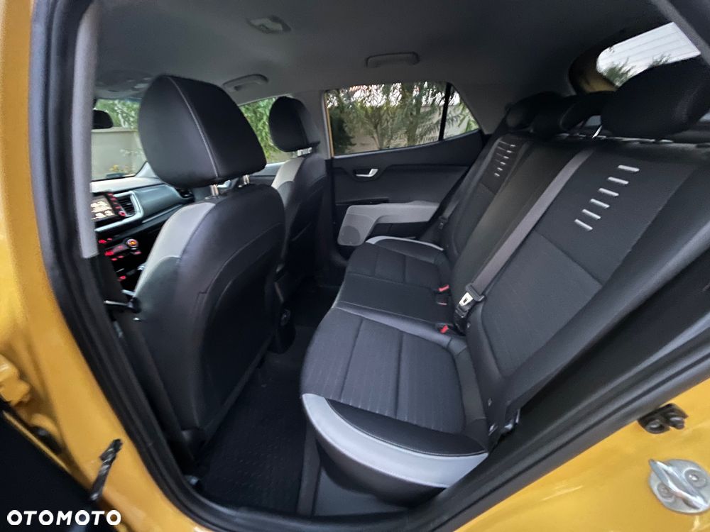 Kia Stonic 1.0 T-GDI L - 36