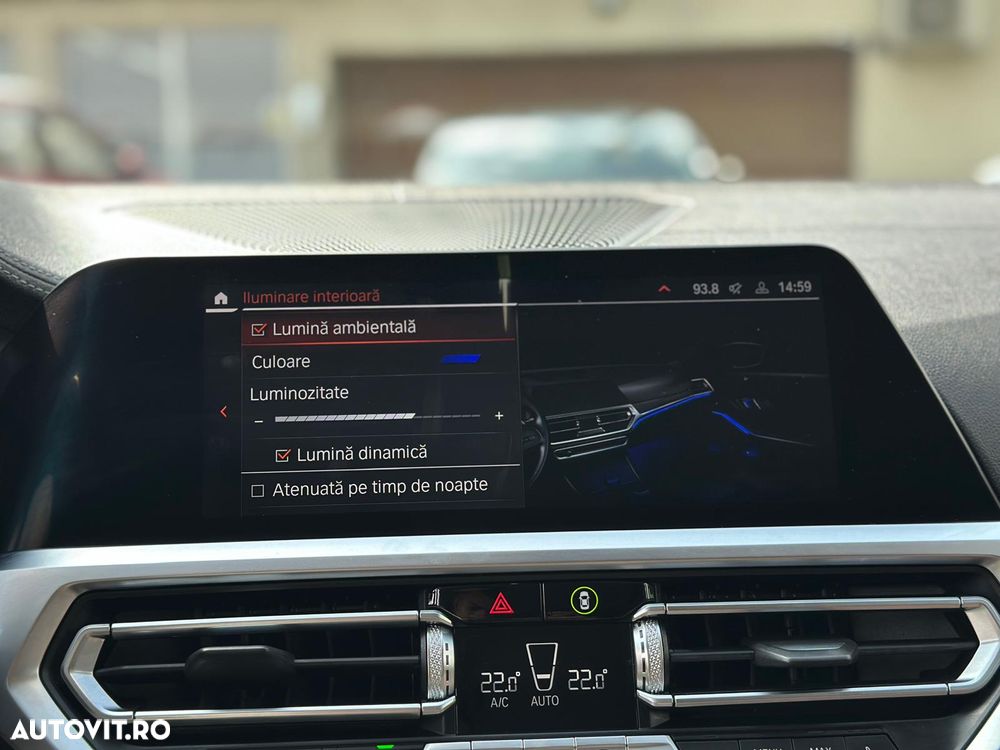 BMW Seria 3 320d xDrive Aut. Luxury Line - 34