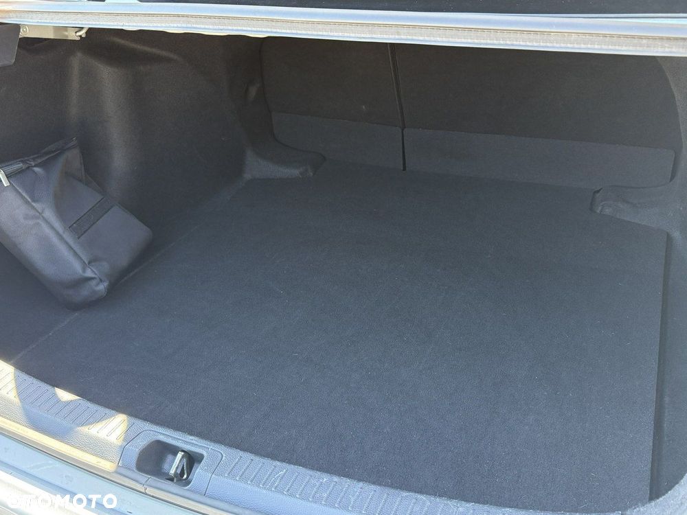 Toyota Corolla 1.5 Style - 37