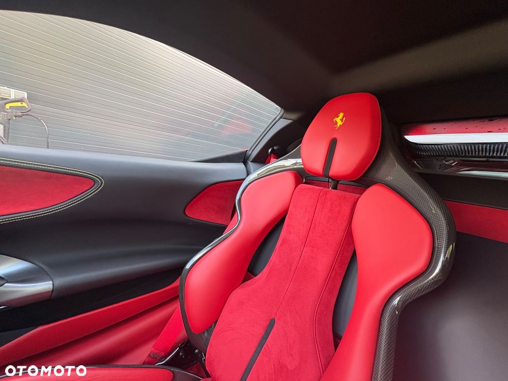 Ferrari SF90 Stradale - 36
