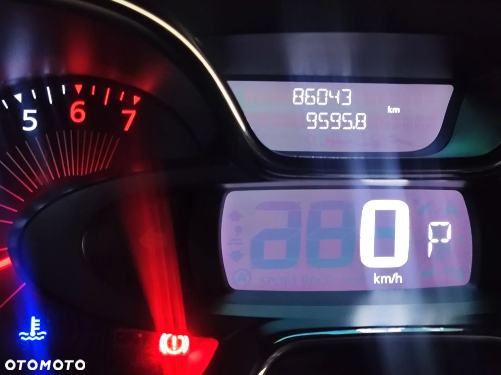 Renault Captur 1.2 Energy TCe Zen EDC - 12