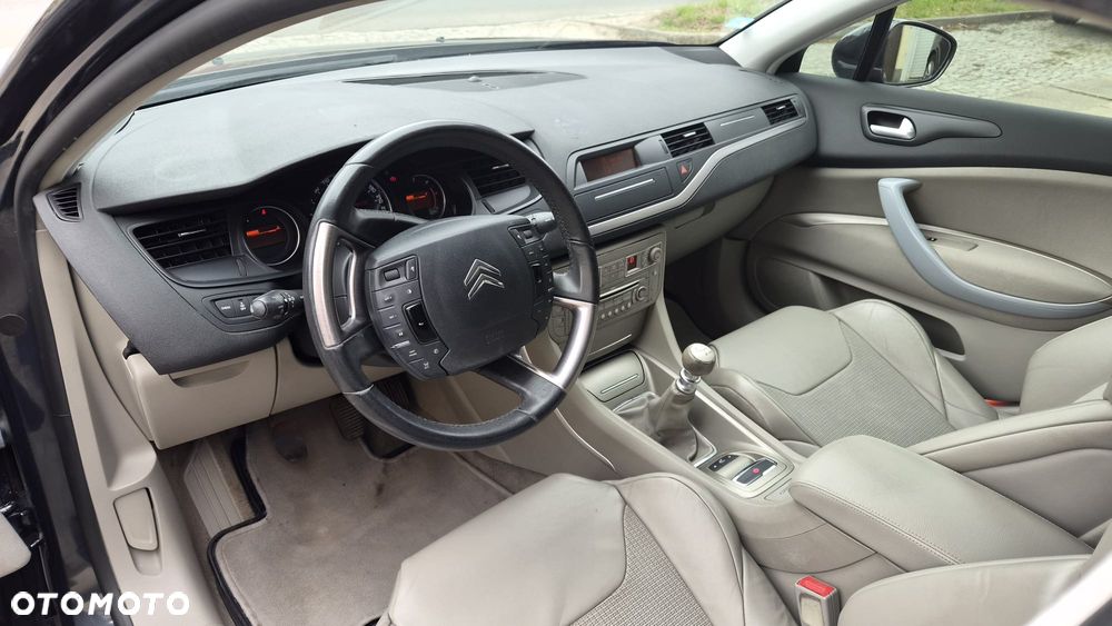 Citroën C5 2.2 HDi Exclusive - 8