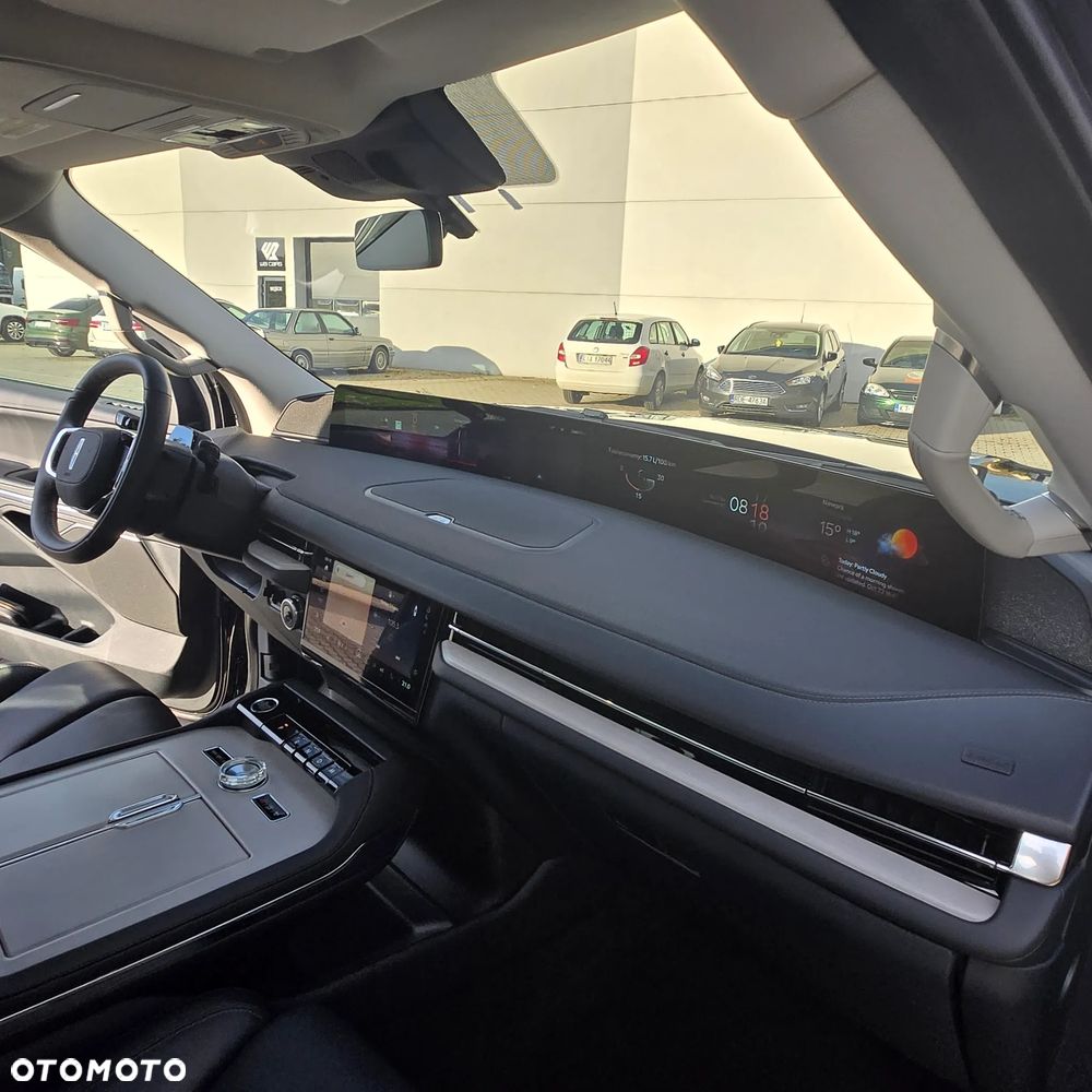 Lincoln Navigator - 17