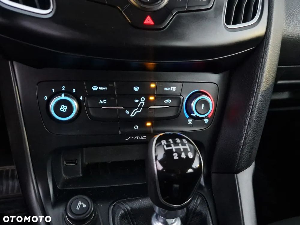 Ford Focus - 13