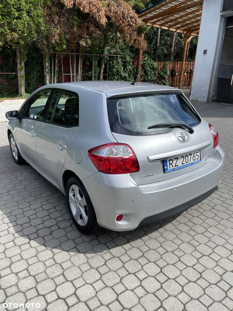 Toyota Auris 1.6 Dynamic - 6