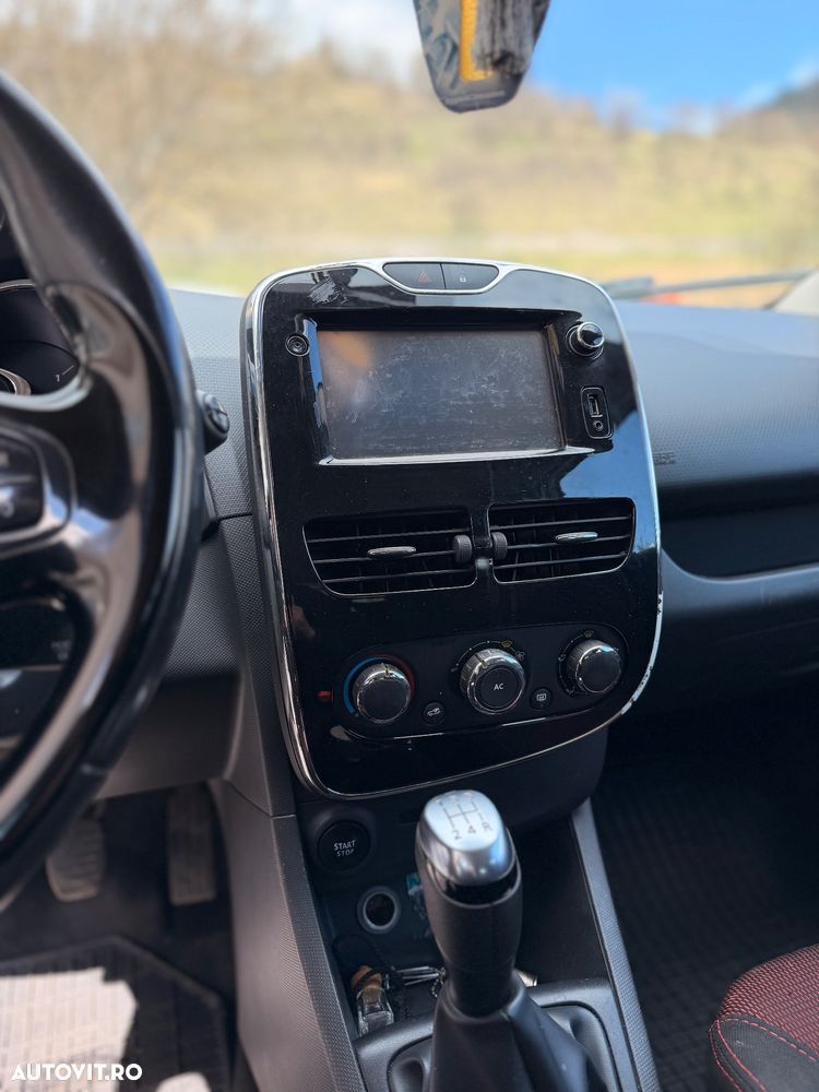 Renault Clio 1.5 dCi 90 Authentique - 10