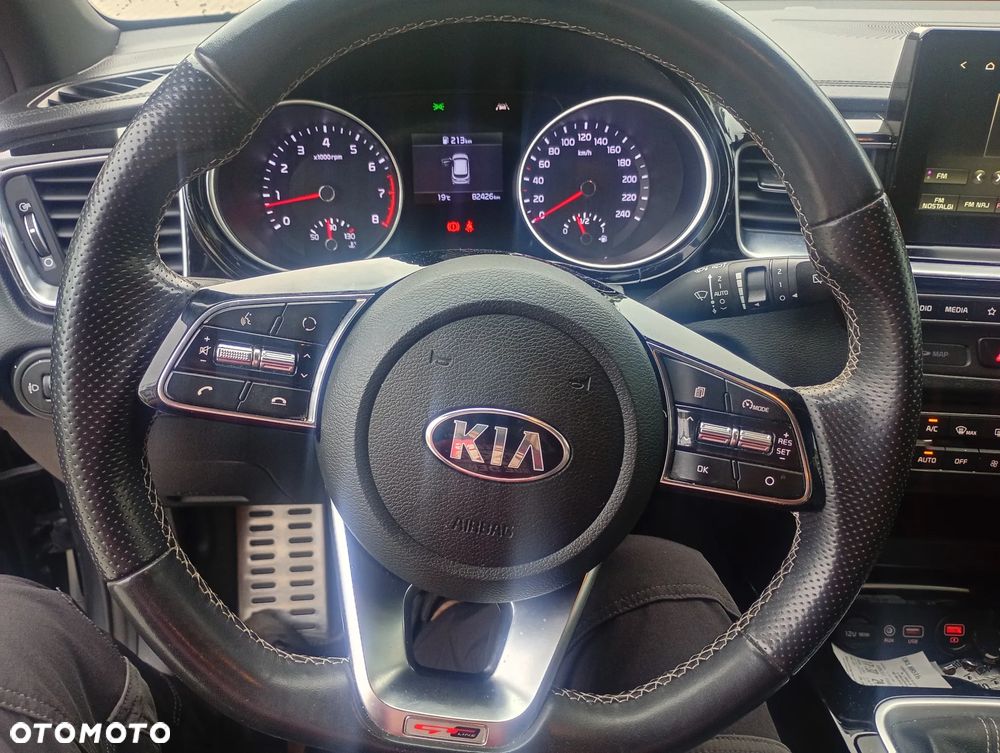 Kia Ceed 1.4 T-GDI GT-Line - 4