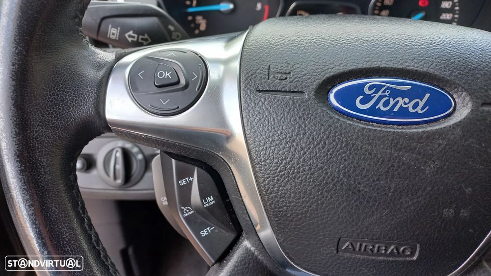 Ford Kuga 2.0 TDCi Titanium - 12