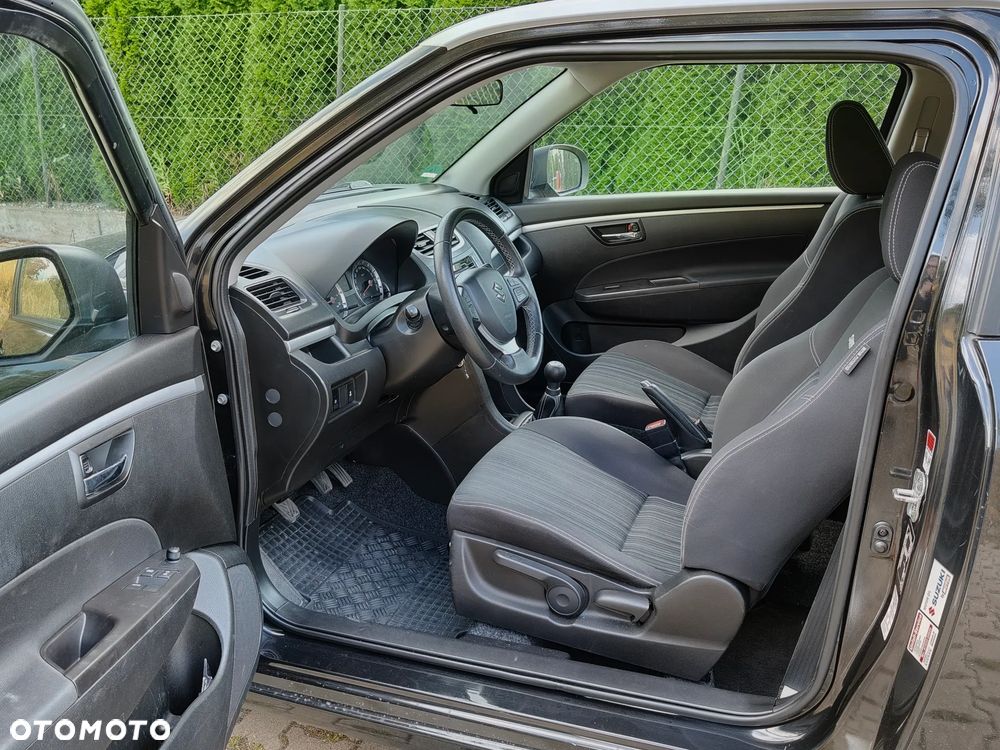 Suzuki Swift 1.2 BlackWhite - 5