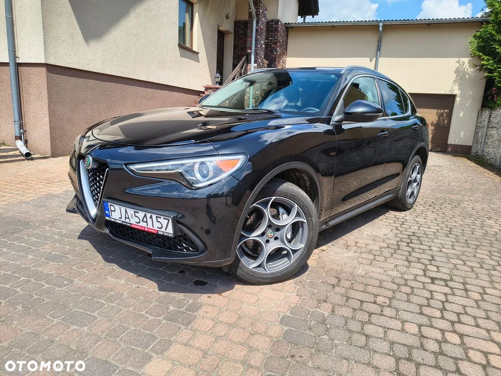 Alfa Romeo Stelvio - 4