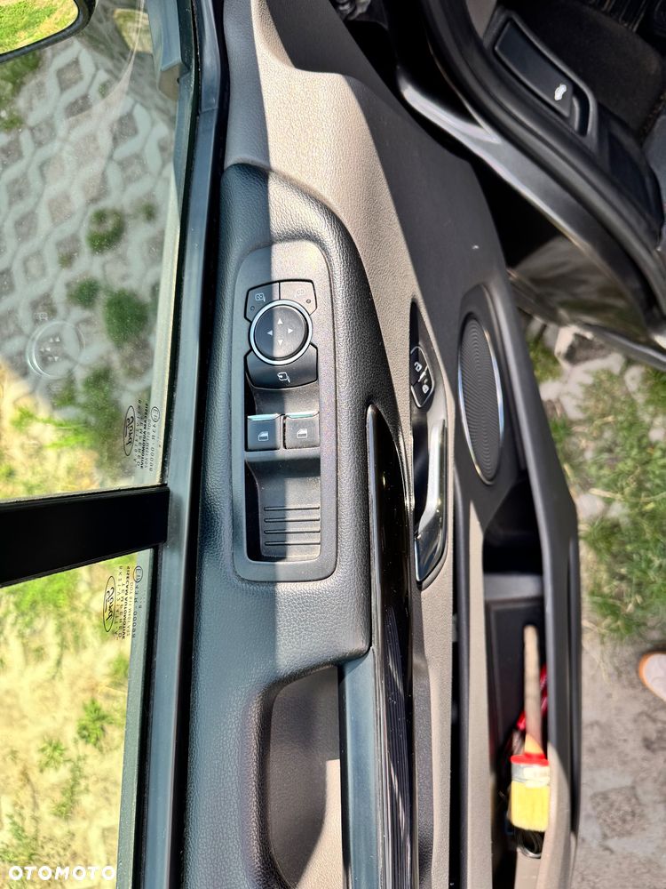 Ford Tourneo Custom 2.0 TDCi L2 Titanium SelectShift - 16