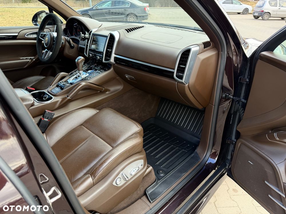 Porsche Cayenne Diesel Platinum Edition - 7