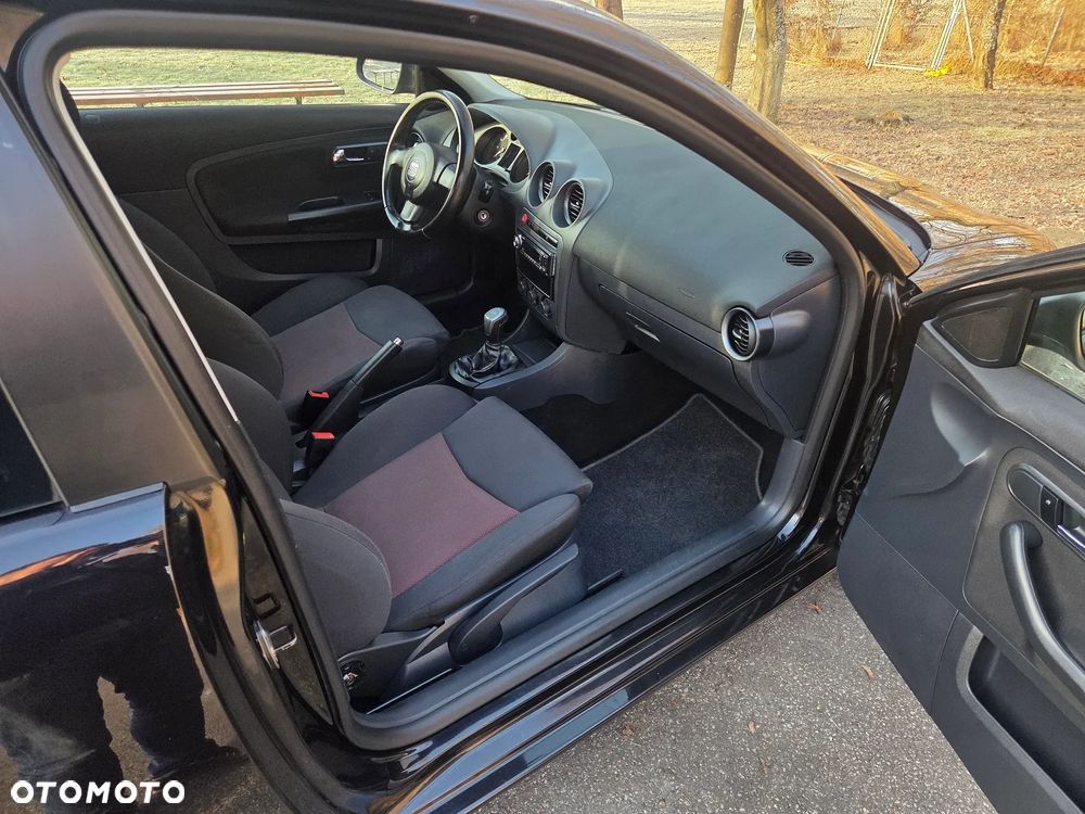 Seat Ibiza SC 1.4 16V Sport - 8