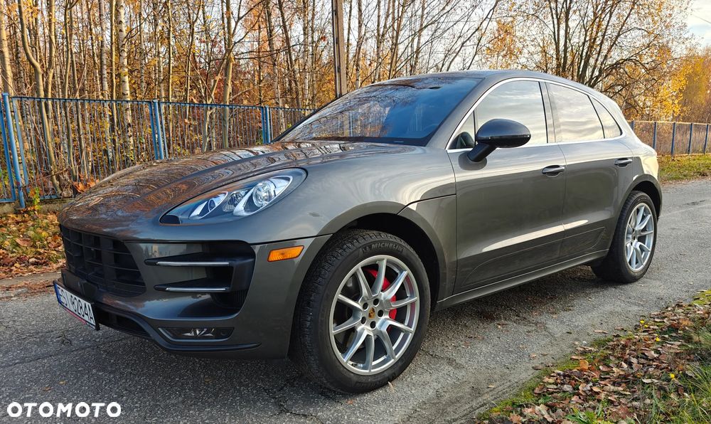 Porsche Macan Turbo - 22