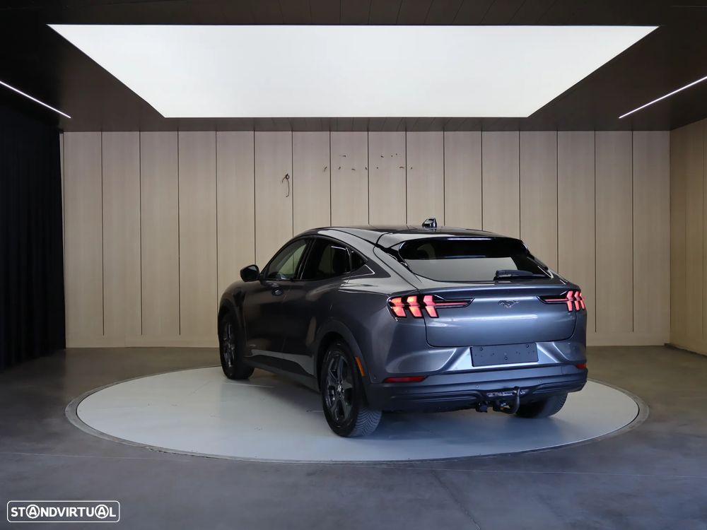 Ford Mustang Mach-E Standard - 4