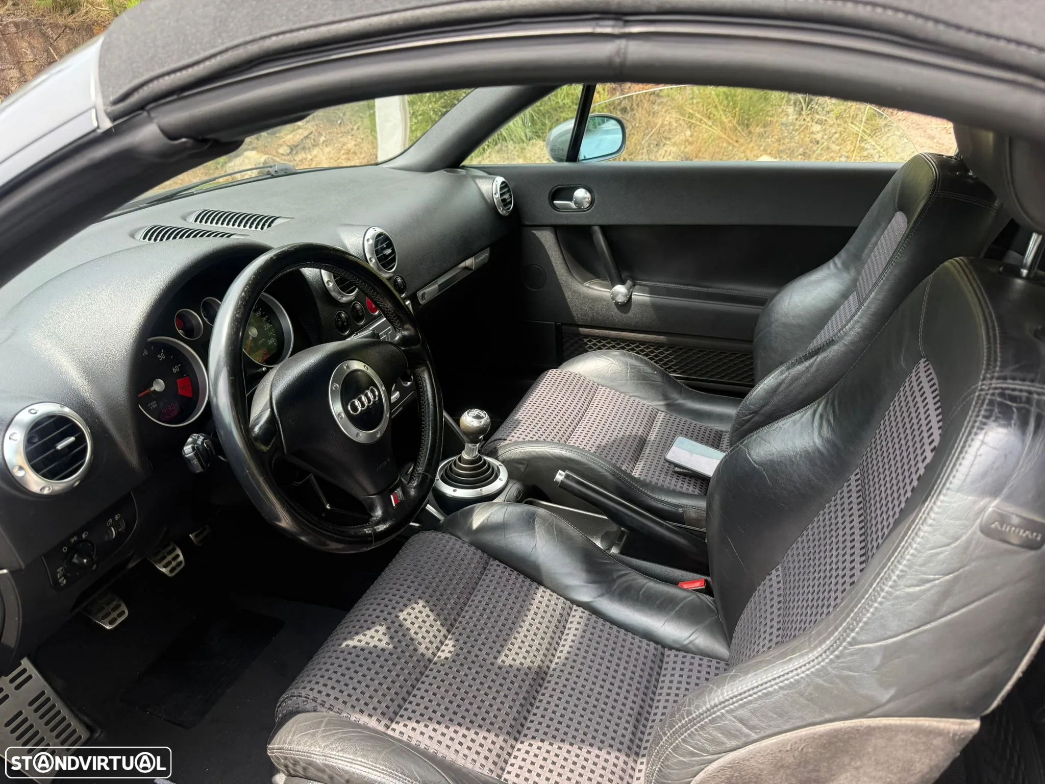 Audi TT Coupé 1.8 T quattro - 29
