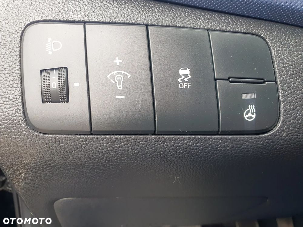 Hyundai i10 1.0 BlueDrive Black Line - 26