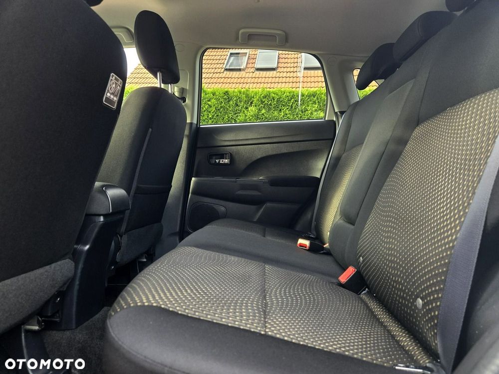 Mitsubishi ASX 1.6 Invite EU6 - 9