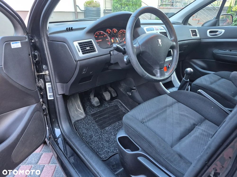 Peugeot 307 110 OXYGO - 15