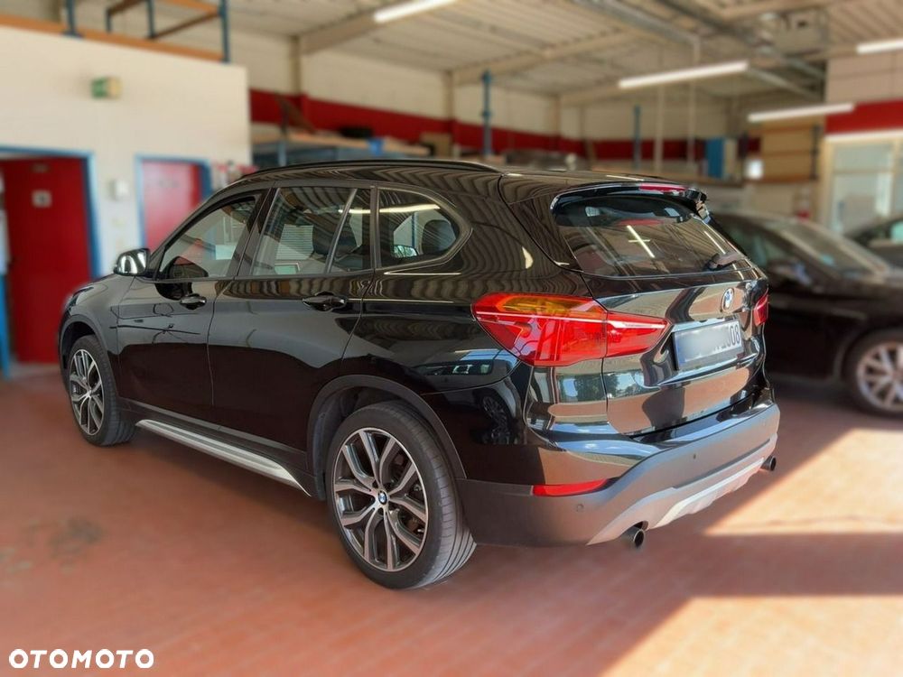BMW X1 xDrive25d xLine sport - 3