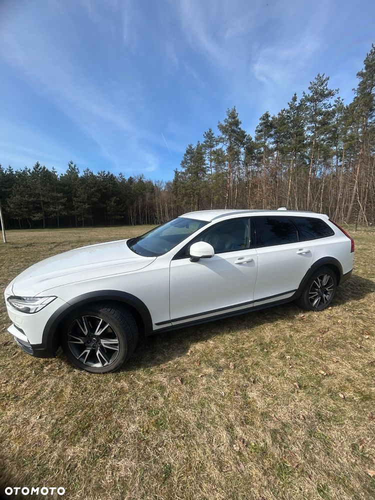 Volvo V90 Cross Country D5 AWD - 2