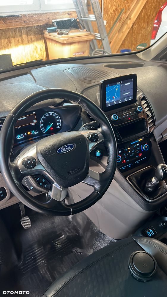 Ford Connect Sport - 9