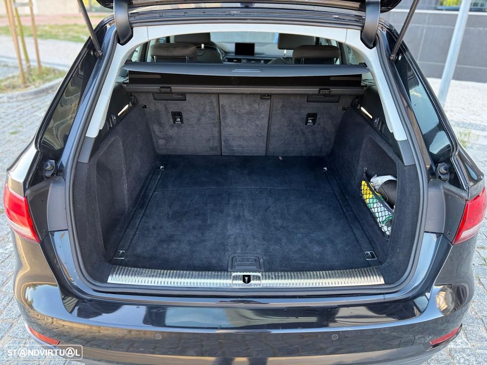 Audi A4 Avant 2.0 TDI - 15
