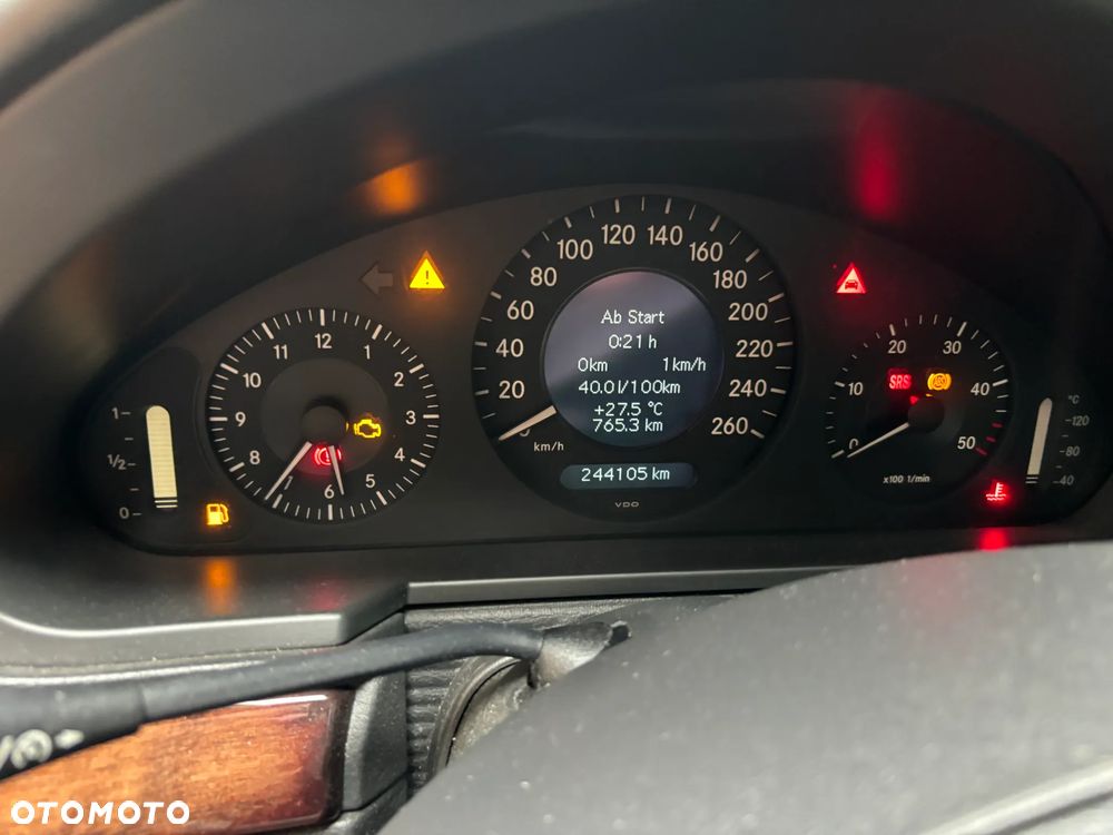 Mercedes-Benz Klasa E 220 CDI Classic - 10