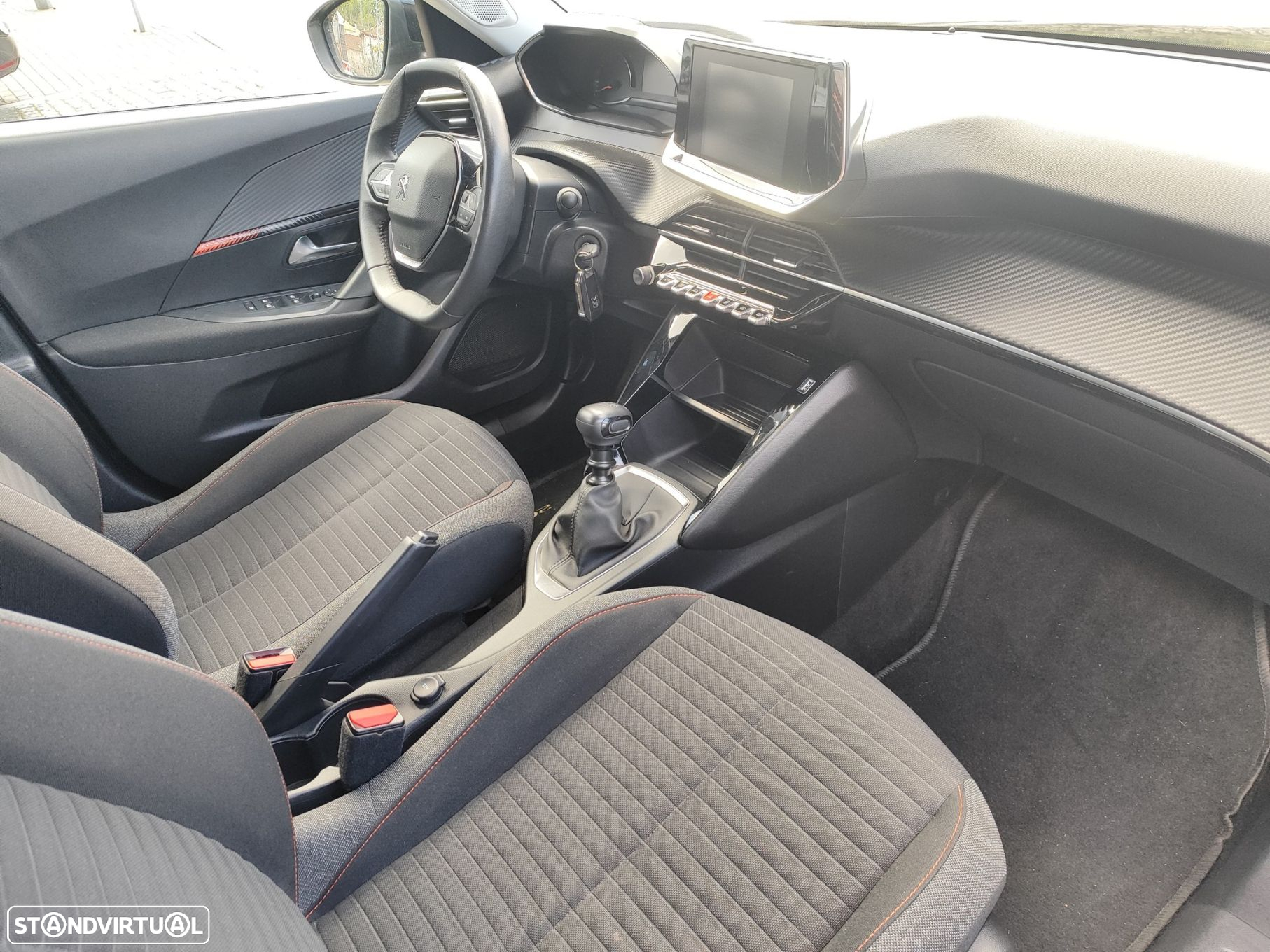 Peugeot 2008 1.2 PureTech Active - 11
