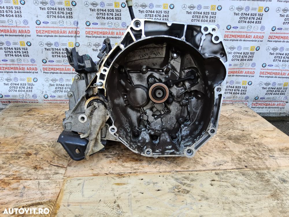 Cutie viteze Renault Dacia 1.0 tce JR070 Clio Logan Sandero Captur 304016619r - 1