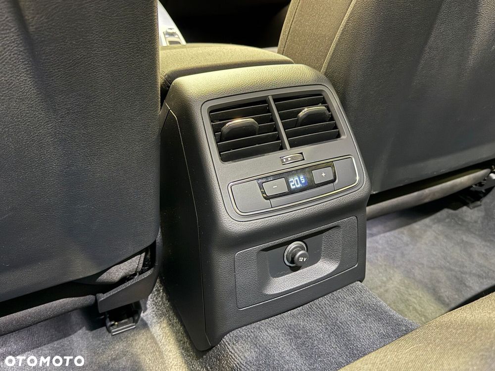 Audi A4 Limousine - 27