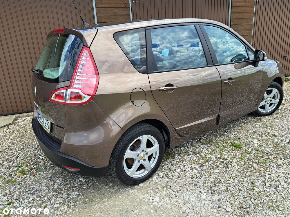 Renault Scenic 1.6 16V Expression - 17