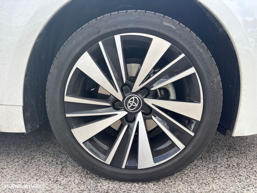 Toyota Corolla Touring Sports 1.8 Hybrid Comfort Plus - 13