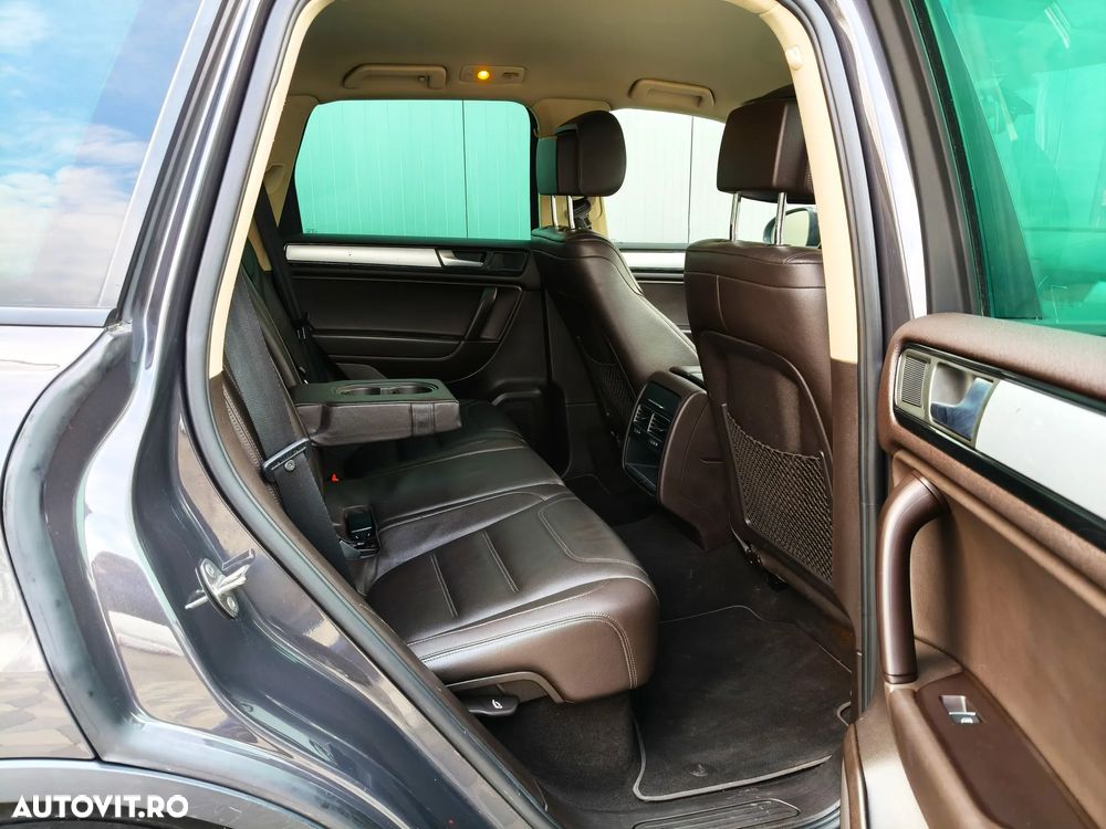 Volkswagen Touareg 3.0 V6 TDI BMT Terrain Tech - 19