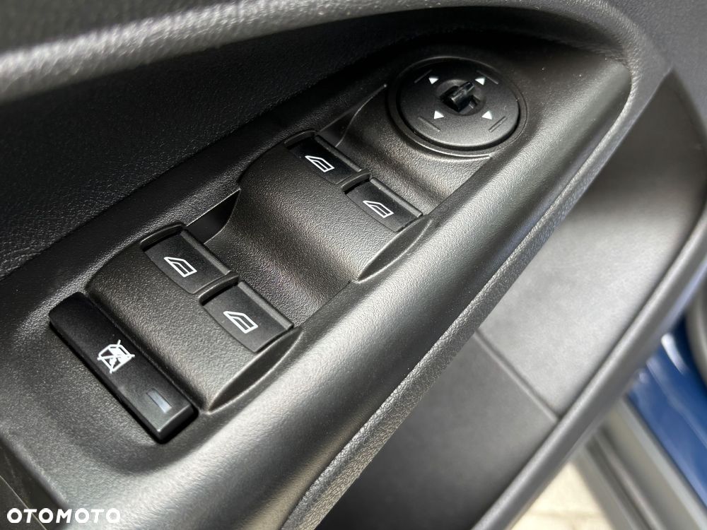 Ford Tourneo Connect Grand - 15