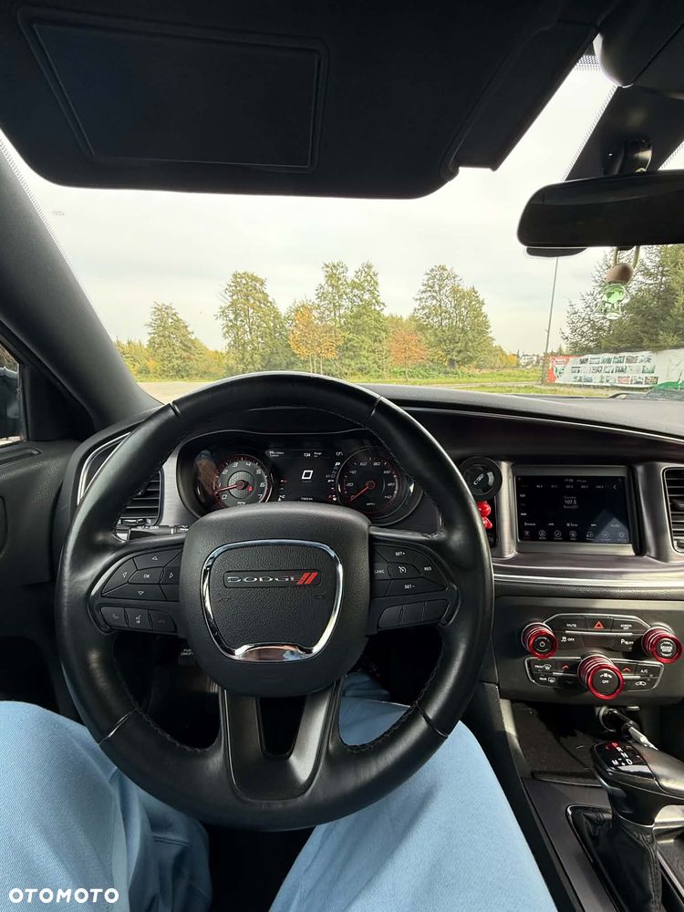 Dodge Charger 2018 photo 2