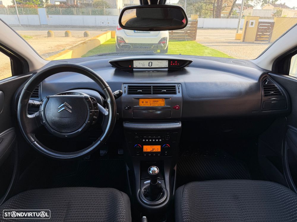 Citroën C4 1.6 HDi VTR Pack - 6