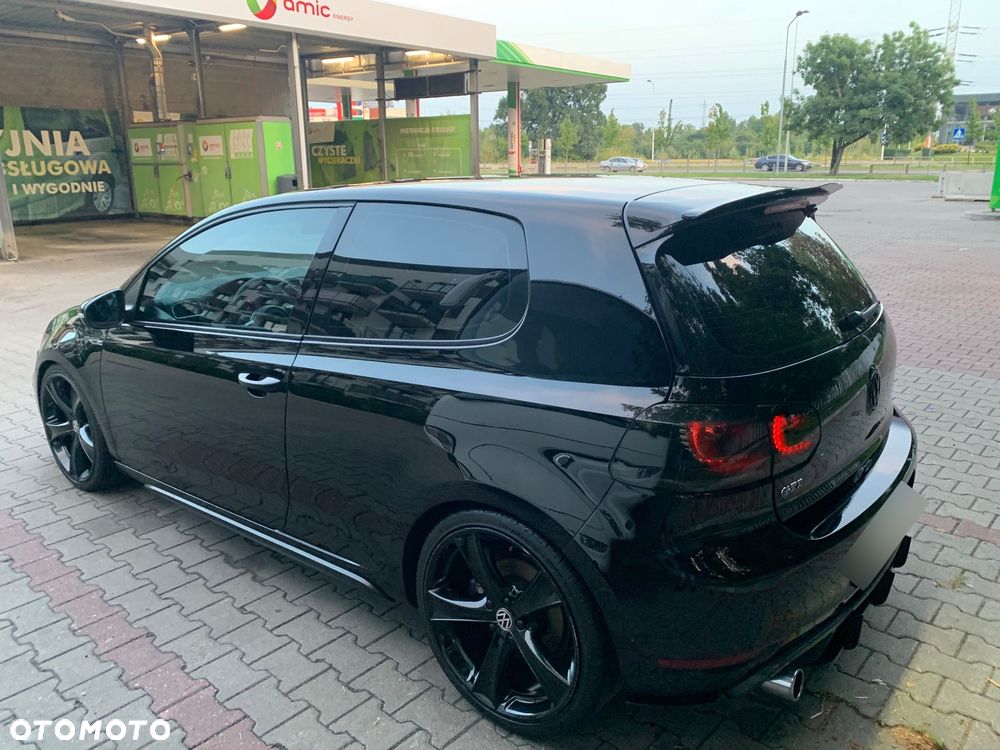 Volkswagen Golf 2.0 TSI GTI - 1