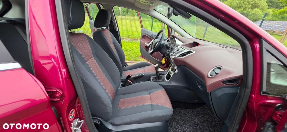 Ford Fiesta 1.25 Titanium - 23