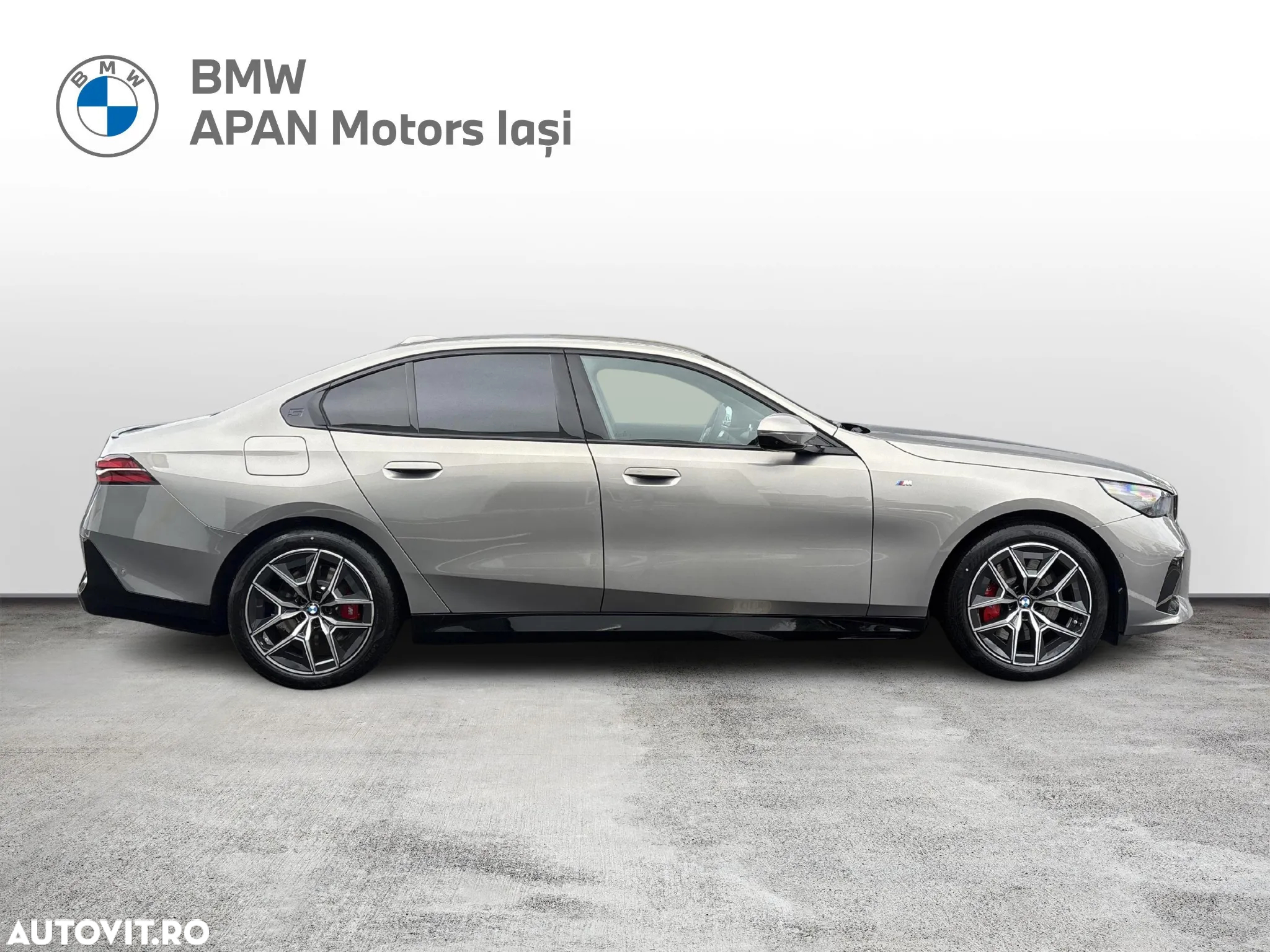BMW i5 xDrive40 - 4