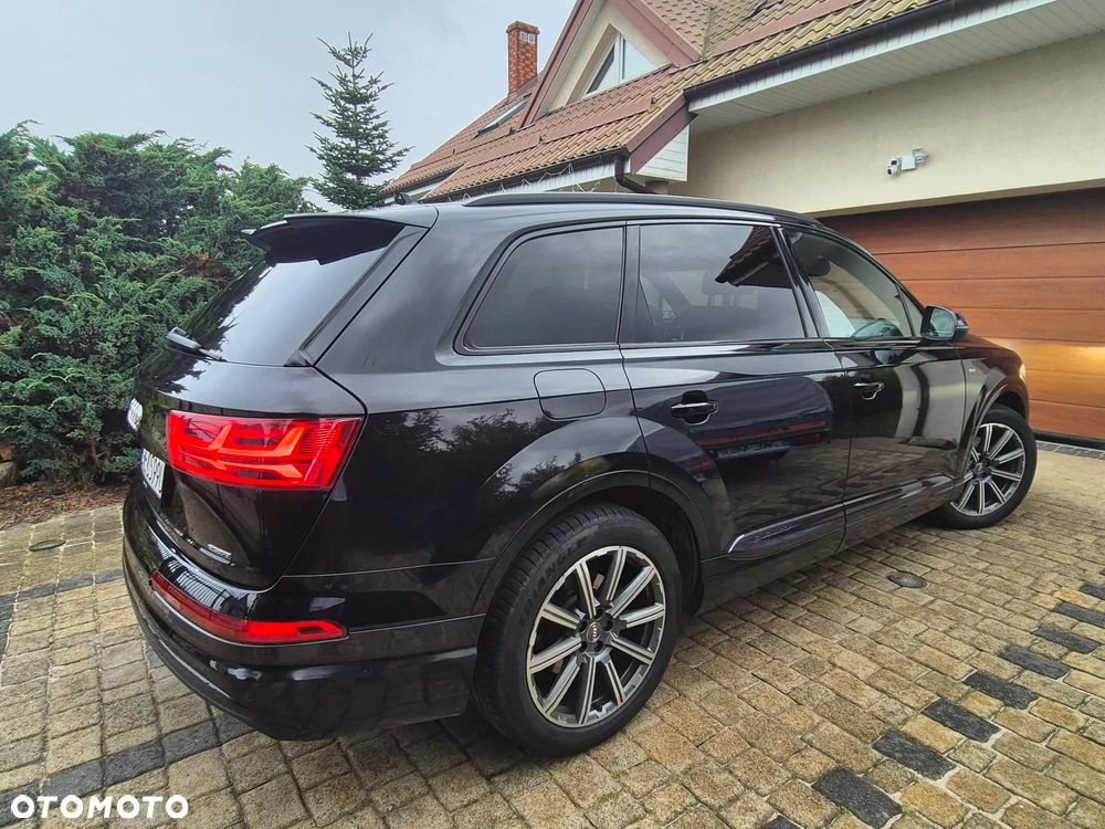 Audi Q7 - 11